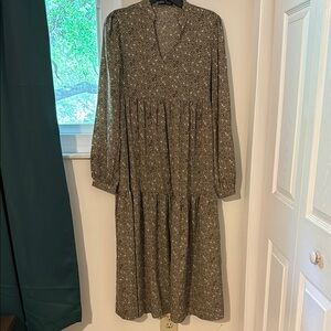 Brown Tiered V-Neck Sundress with Bishop Sleeves